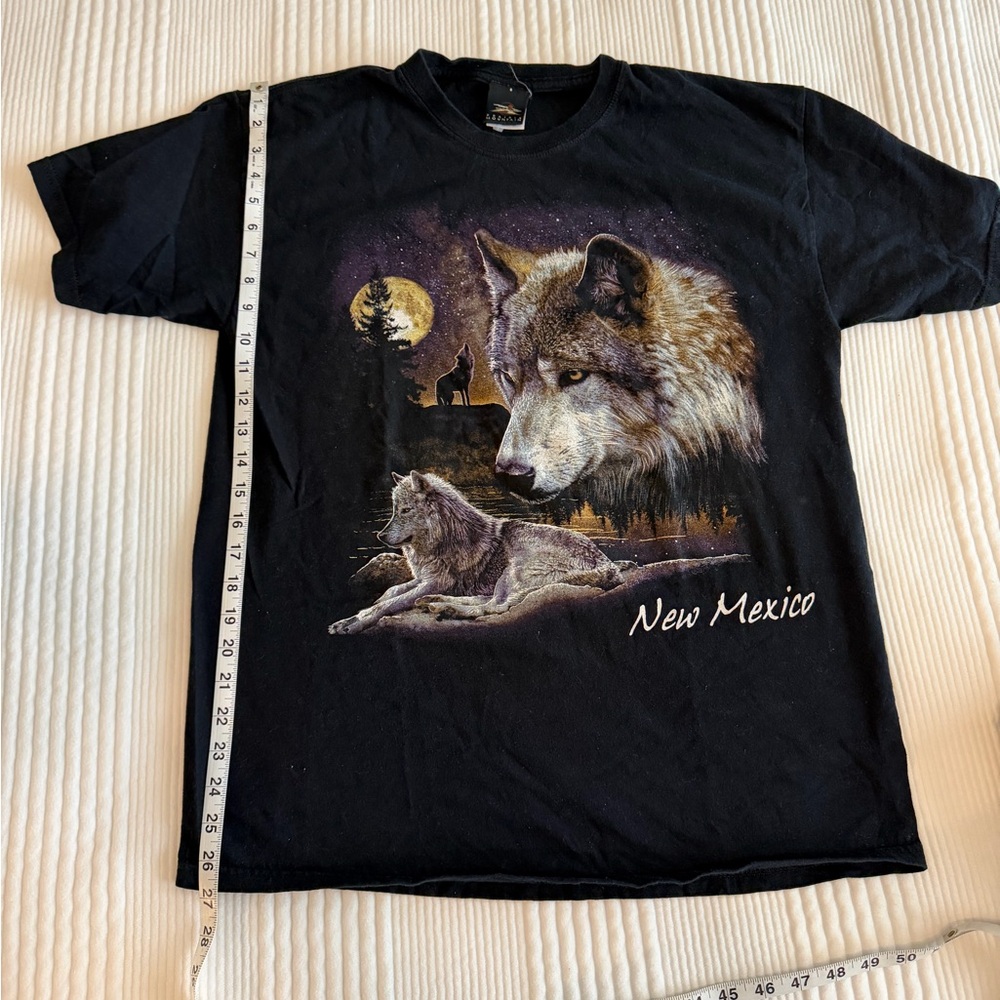 New Mexico Wolf Graphic Tee - Black